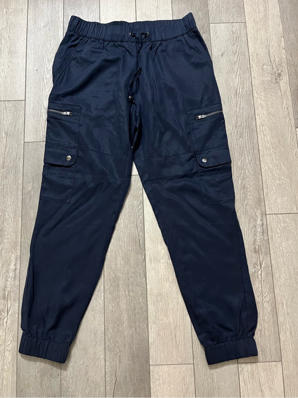 Banana Republic Black Women’s Cargo Jogger Pants Size Medium/Small